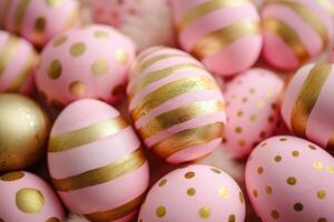 ai genererad rosa och guld påsk ägg, randig och prickiga, skapa en festlig lugg, ai genererad foto