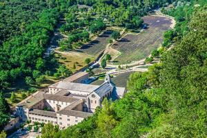 abbaye de senanque nära by Gordes, vaucluse område, provence, Frankrike foto