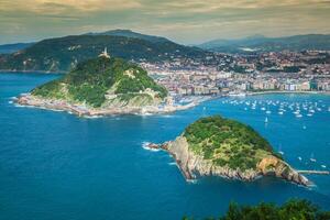 panorama- antenn se av san sebastian donostia Spanien foto