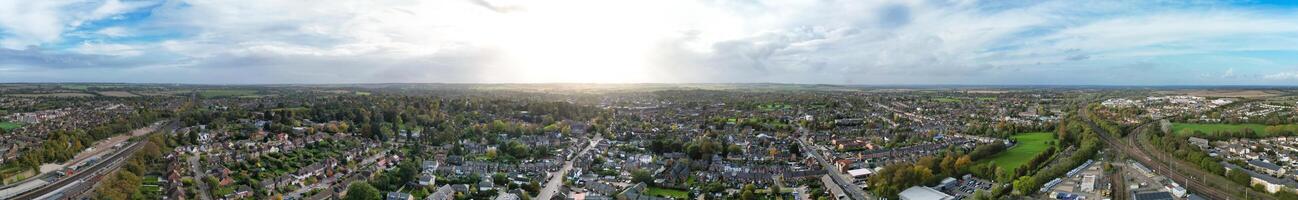 antenn panorama- se av hitchin, hertfordshire, england. förenad rike. oktober 28:e, 2023 foto