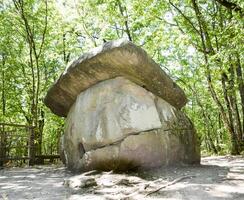 stor shapsug dolmen foto
