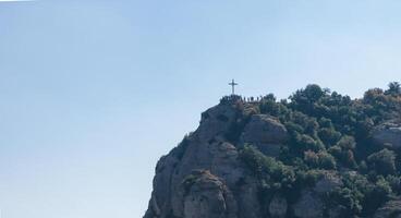 antenn se av de benedict kyrka kloster av monserrat från barcelona, Spanien. foto