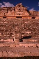 uxmal klassisk maya ruiner i de puuc kullar av yucatan, Mexiko. foto