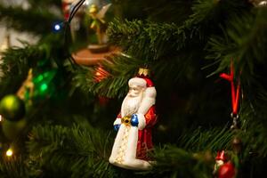 jul träd och jul dekorationer ny år begrepp foto