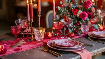 valentines dag bordsbild och tabell dekor, romantisk tabell miljö med blommor, formell middag och datum, skön bestick och porslin foto