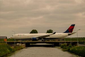 schiphol flygplats, de Nederländerna, 2023 - redo för ta av foto