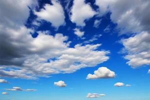 Fantastisk blå himmel bakgrund bild med in i vit moln, blå himmel moln bakgrund foto