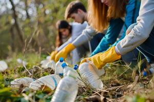 ai genererad närbild av volontär- grupp rengöring upp skräp i naturlig miljöer. generativ ai foto