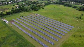 antenn se av sol- kraft station, antenn topp se av sol- bruka foto