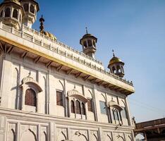 se av detaljer av arkitektur inuti gyllene tempel - harmandir sahib i amritsar, punjab, Indien, känd indisk sikh landmärke, gyllene tempel, de huvud fristad av sikher i amritsar, Indien foto