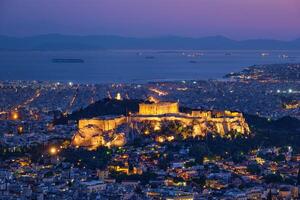 ikoniska parthenon tempel på de akropol av aten, grekland foto