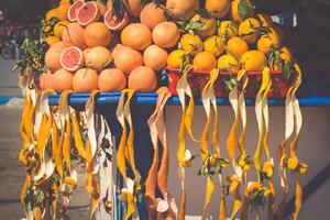 orange juice stå i essaouira, marocko foto