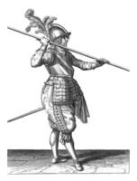 soldat bärande hans grillspett nästan horisontell ovan hans rätt axel, årgång illustration. foto
