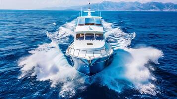 ai genererad lyx Yacht segling på lugn blå hav vattnen foto