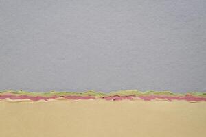 abstrakt landskap i pastell toner, en samling av handgjort trasa papper foto