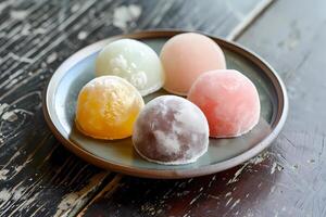 ai genererad mochi - ursprungligen från Japan, mochi är en seg ris kaka tillverkad från krossas klibbig ris. den ofta kommer med olika fyllningar tycka om röd böna klistra eller is grädde foto