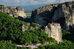 kloster av rousanou och kloster av st. stephen i meteora i grekland foto