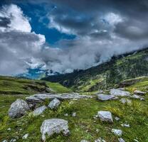 berg landskap i Himalaya foto