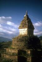 chorten på himalayan spår foto