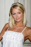 paris hilton anländer på de fotografers Galleri de Bra liv utställning curator förbi paris och nicky hilton i los angeles, ca på juni 27, 2008 foto