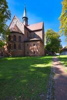 lehnin, Tyskland, 2021, före detta cistercian lehnin kloster, st mary gotik kyrka, brandenburg, Tyskland foto