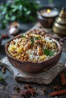 ai genererad kryddad indisk malabar kyckling biryani med basmati ris foto