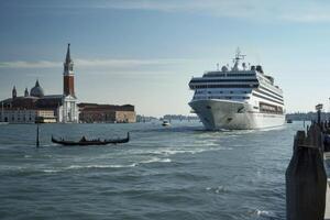 ai genererad Venedig lyx kryssning fartyg landskap. generativ ai foto