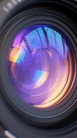 ai genererad färgrik reflexion stänga upp av en kamera lins med vibrerande nyanser vertikal mobil tapet foto