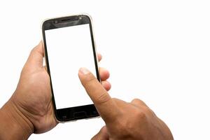 hand innehav och rörande smart telefon med vit skärm falsk upp png. vit smartphone visa attrapp i hand isolerat på vit foto