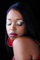 ögon stängd porträtt attraktiv afrikansk amerikan kvinna foto