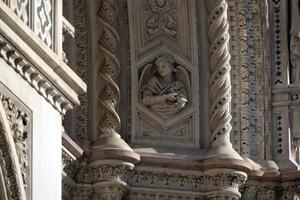 florens katedral santa maria dei fiori Italien - detalj av skulptur foto