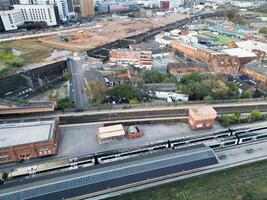 antenn stad Centrum byggnader av birmingham central stad av England förenad rike under solnedgång. Mars 30:e, 2024 foto