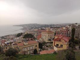 panorama av neapel från castel sant'elmo erbjudanden en hisnande se av de stadens vibrerande gator, historisk landmärken, och de fascinerande skönhet av de bukt av neapel foto