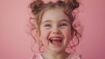 ai genererad liten flicka vem skrattar högt på pastell rosa bakgrund foto