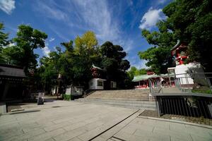 huvud tempel på tomioka helgedom super bred skott foto