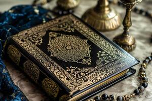 Foto islamic ny år quran bok med datum