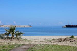 rethimno, Grekland, fredag 15 Mars 2024 crete ö högtider utforska de stad gammal hamn riviera lyx yachter stänga upp sommar bakgrund karneval säsong hög kvalitet stor storlek tryckningar foto