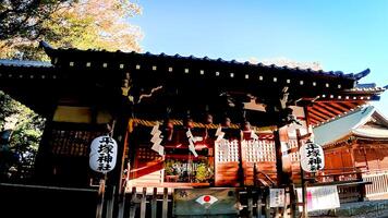 hiratsuka helgedom, en helgedom i kaminakazato, kita-ku, tokyo, japan. den har varit infästning hachiman taro minamoto Nej yoshiie, en hjälte av de sent heian period, och hans två yngre bröder eftersom 1118. foto