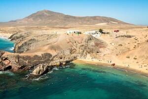 lanzarote el papagayo playa strand i kanariefågel öar foto