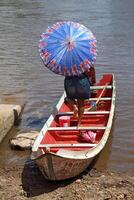 båt på de guama flod i mocajuba i belem do para, Brasilien foto