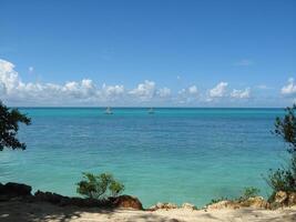 se på indisk hav från nungwi strand, zanzibar foto