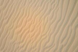 horisont hamn antenn lugn fångar skön strand sand från ovan, en lugn gobeläng av kust skönhet foto