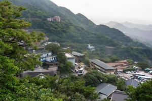 taipei .taiwan - Mars 26. 2024 - topp se av jiufen gammal stad i ny taipei stad ruifang distrikt på kväll. jiufen taiwan. foto