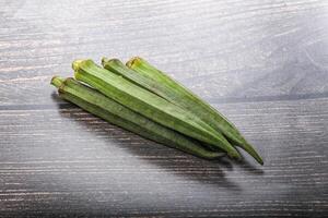 grön mogen gott okra tropisk vegetabiliska foto