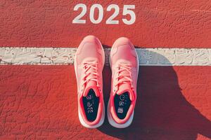 de början av 2025 är skriven på en färgrik väg. konceptuell Foto av de kommande ny år 2025. ny år begrepp, motivering, företag befordran, steg fram, rör på sig fram, hoppas