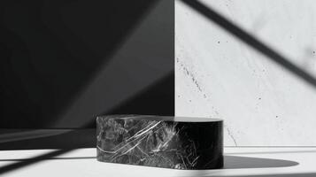 minimalistisk svart sten podium produkt visa foto