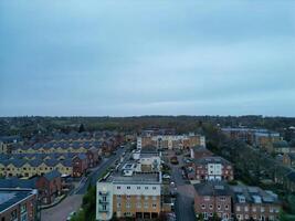 antenn se av central borehamwood London stad av England under molnig och regnig dag, England Storbritannien. april 4:a, 2024 foto