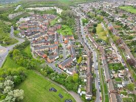 antenn se av bostads- distrikt av stred stad av Rochester, England förenad rike. april 20:e, 2024 foto