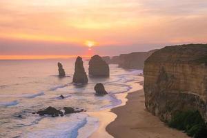 solnedgång de tolv apostlarna, stora havet väg foto