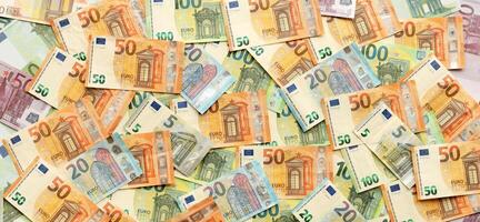 många europeisk euro pengar räkningar. massa av sedlar av europeisk union valuta foto